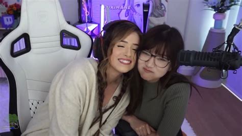 twitch r34|Pokimane & AriaSaki (HarshMallowz) [Twitch] : r/rule34 .